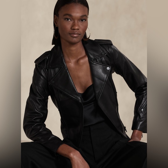 ⭐️ NWT TOP RATED ⭐️ Rare Banana Republic Essential Leather Jacket 💫 - Picture 1 of 10
